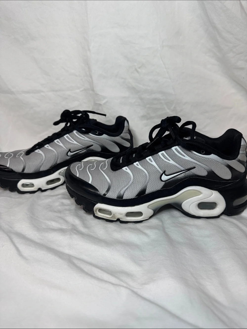 Nike kids Sneakers — Black & Gray